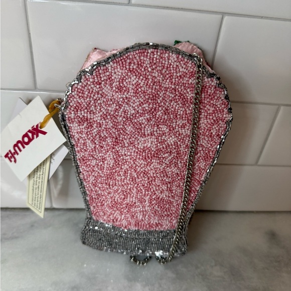 Viral made in India strawberry milkshake sequined Crossbody clutch Bag NWT RARE - Picture 2 of 4